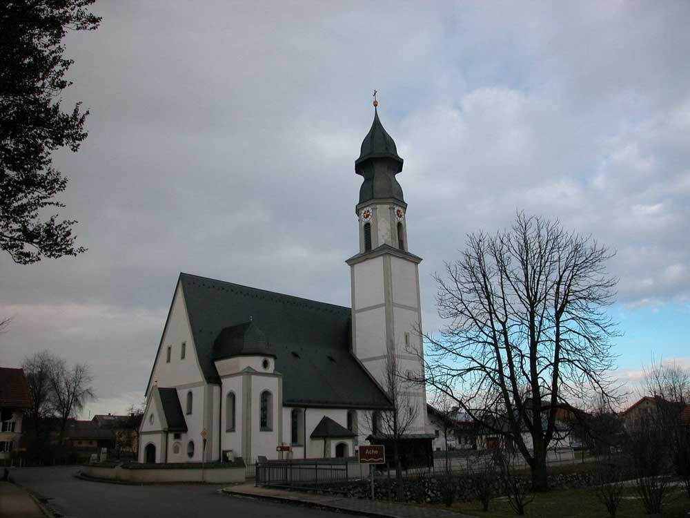 Kath.Kirche Soechtenau 1
